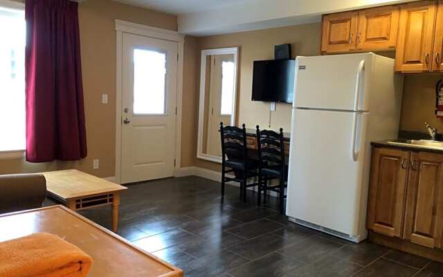 Sahara Suites