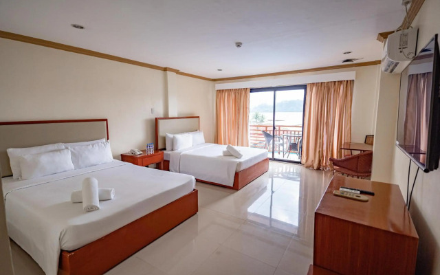 Whiterock Beach Hotel + Waterpark