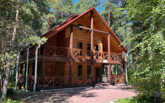 Отель «Золотые пески»