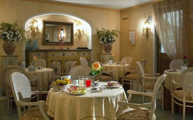 Vip's Motel Luxury Accommodation & Spa