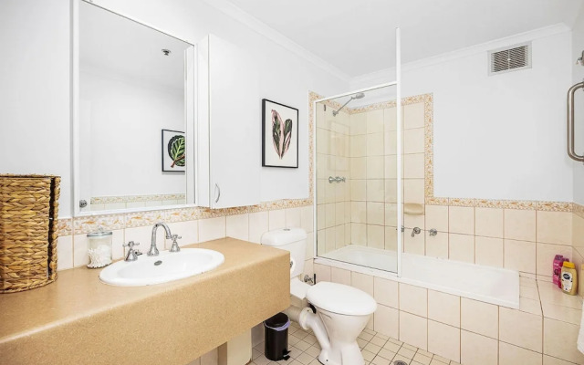 Newly Renovated 1bdr in the CBD