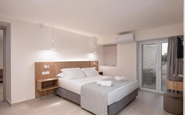 Casa D'Irene Deluxe Hotel