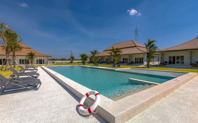 Modern 2 Bedroom Townhouse MST2