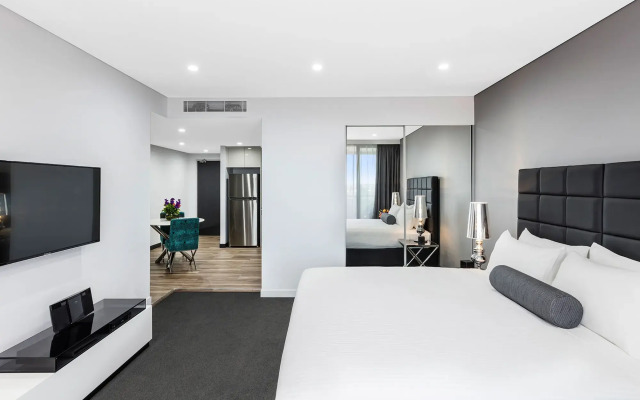 Meriton Suites Bondi Junction