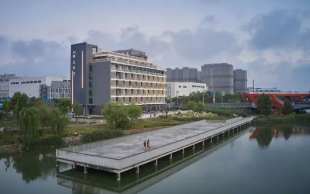 Mercure Shanghai Lingang Oriental Pearl