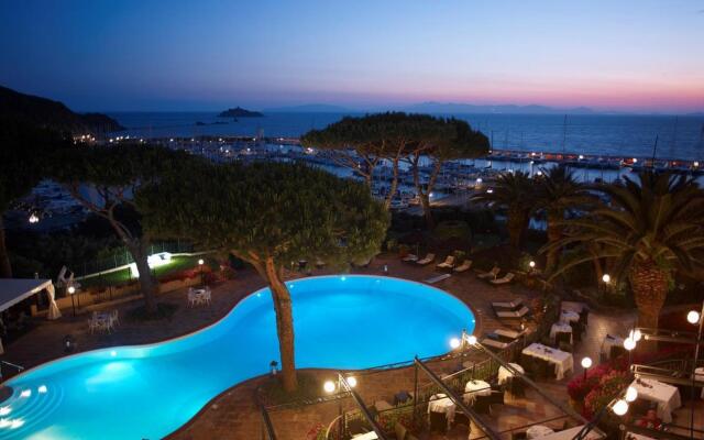 Baglioni Resort Cala del Porto – The Leading Hotels of the World