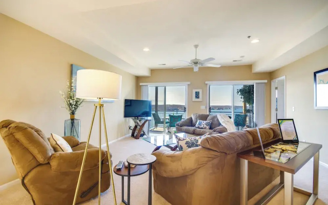 Family Condo w/ Views & Pool Access in Lake Ozark!