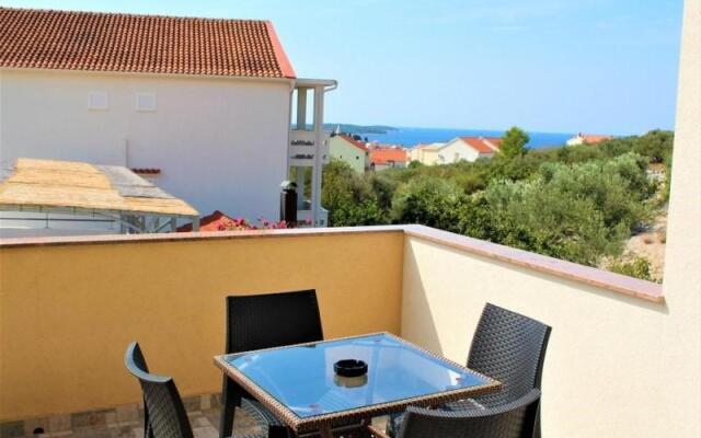 Apartment Jure