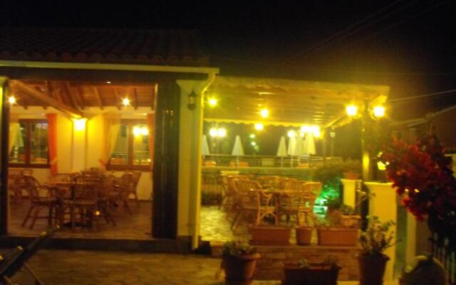 Perros  Hotel