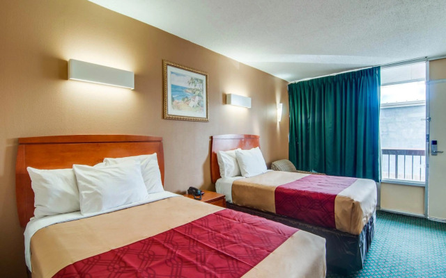 Econo Lodge Civic Center