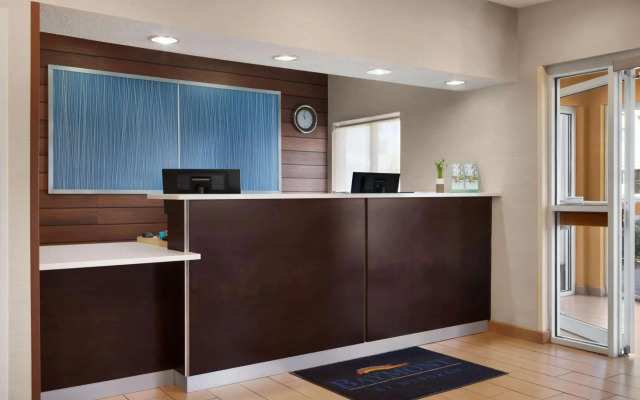 Fairfield Inn by Marriott