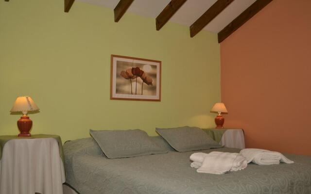 Apart Suites & Cabañas Duendes del Pungo