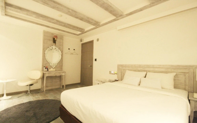 Hotel Lava Seocho