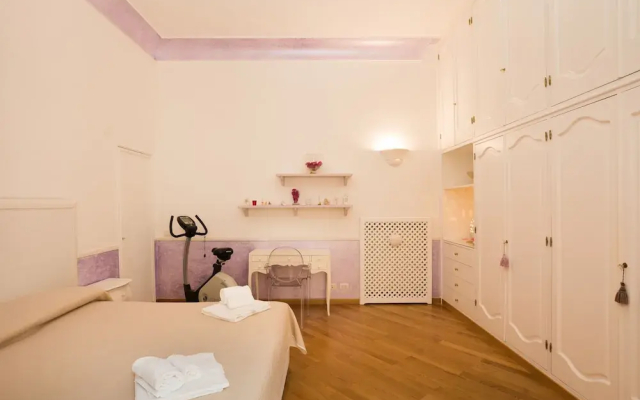 Ilary House