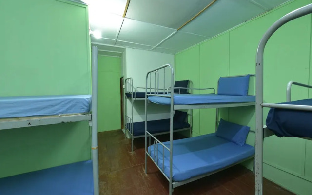 Spot On 90619 Mahseer Hostel