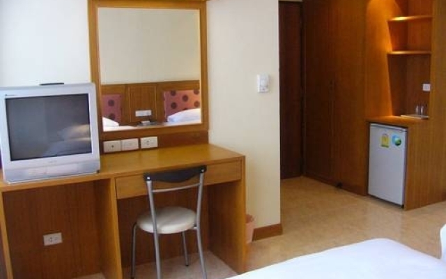 Sunwest Apartment