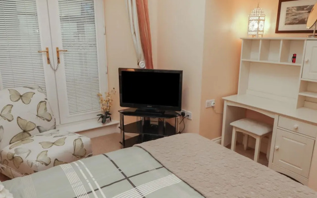 Apartment 7 Mansion House