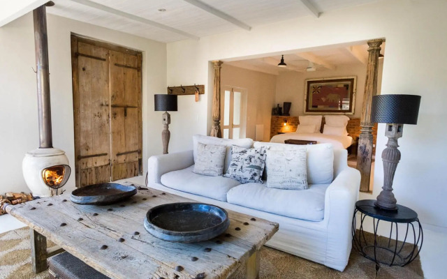 Emily Moon River Lodge