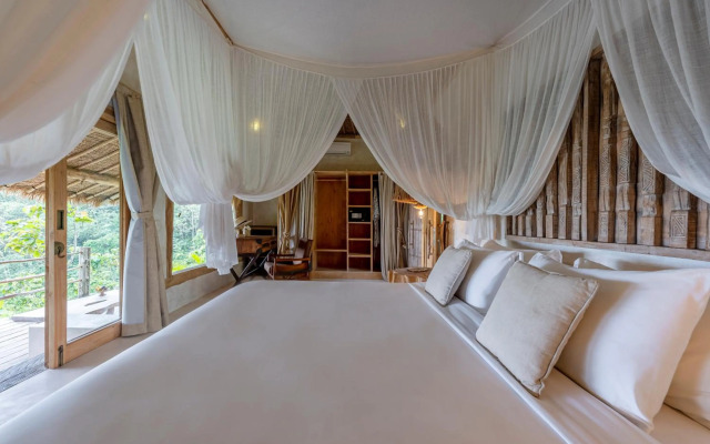 MATHIS Lodge Amed