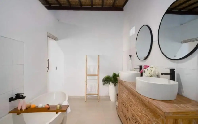 Villa Greentree Nusa Dua – Bathroom – Benoa