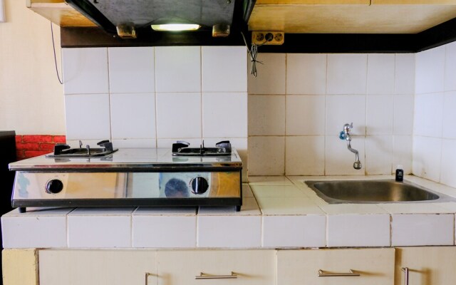 Good Deal Studio Room Apartment At Suites @Metro