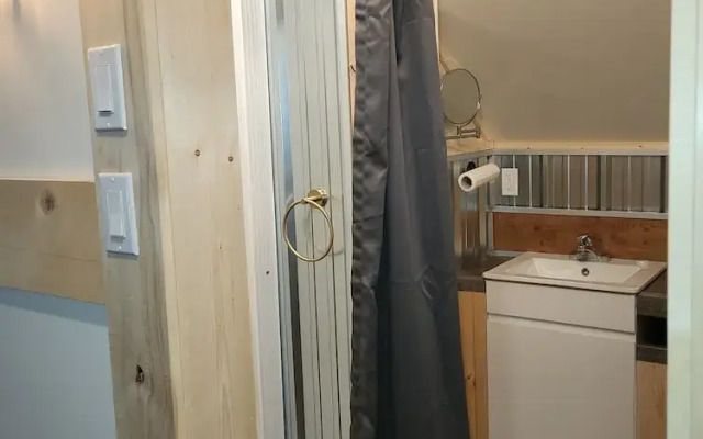 The Orchard Hostel Private Bunks