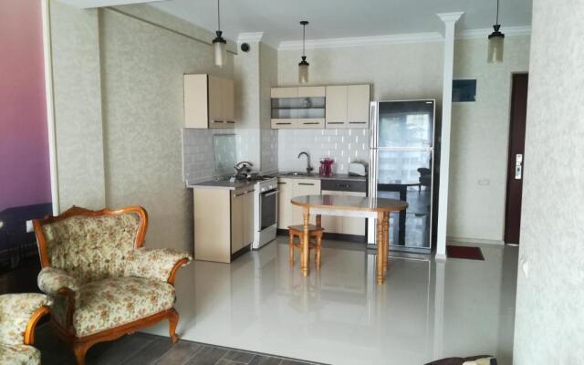 Avto's Guest House