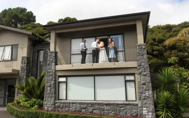 Fernz Lodge and Conference Centre