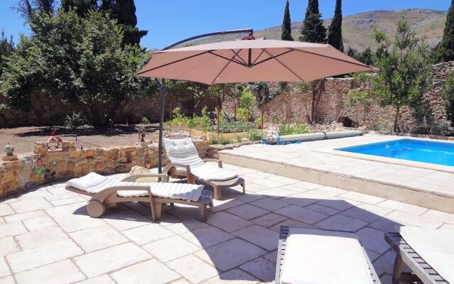 L'Ancien Moulin a Huile