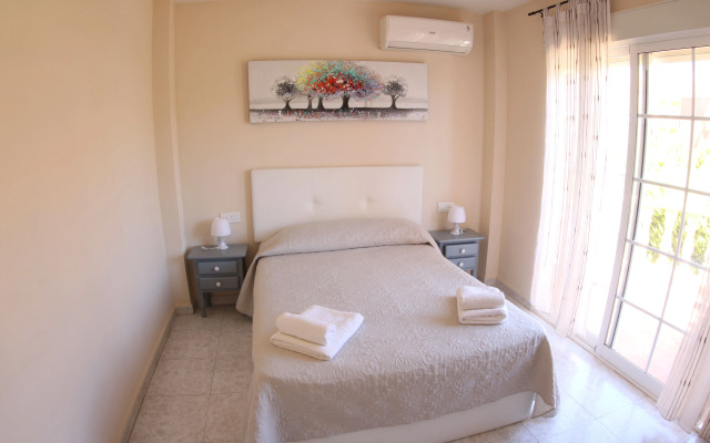 Apartamentos Marina Internacional
