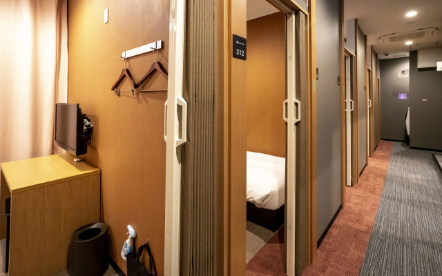 R9 Hostel Tochigi Ekimae - Man Only