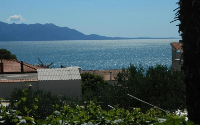 Ivan Z - 120m From the sea - SA4