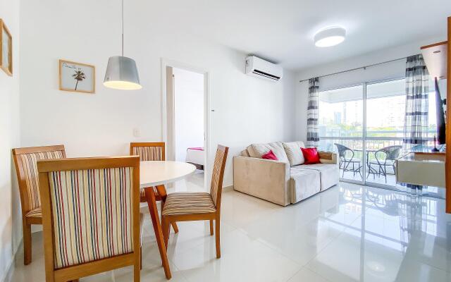 Apê 11 com piscina aquecida, AC e garagem
