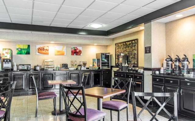 Quality Inn & Suites Memphis East