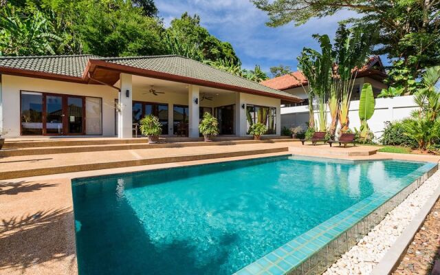 Aster Pool Villa