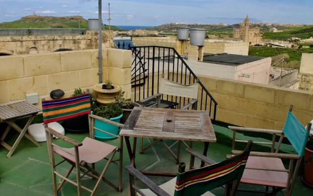 Ta 'Oneira B&B - Gharb