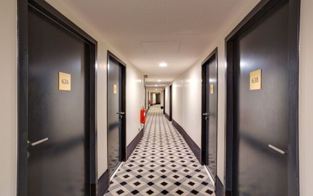 Meininger Hotel Paris Porte De Vincennes