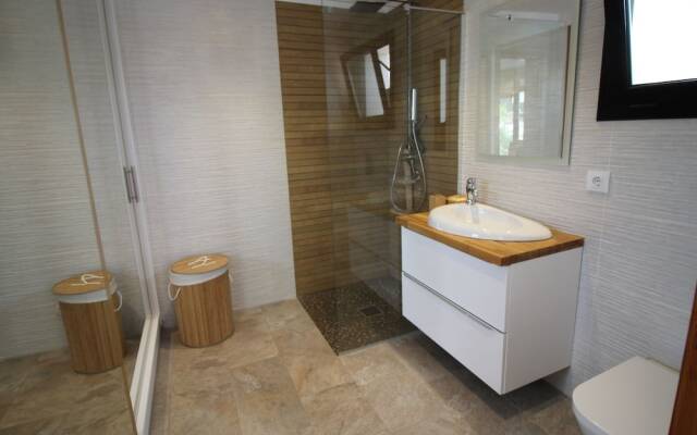 Elegant Holiday Home in Empuriabrava With Pool