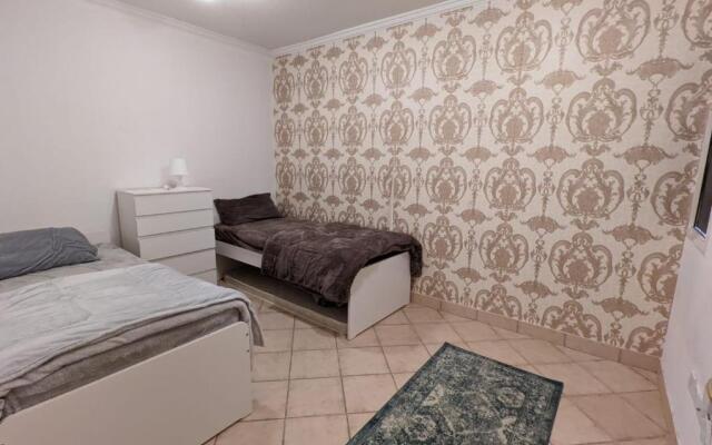 Spacious 3 bedroom apartment