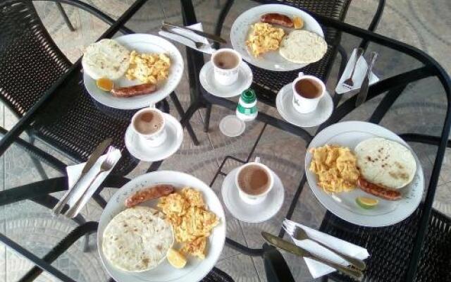 Hotel Campestre Los Naranjos