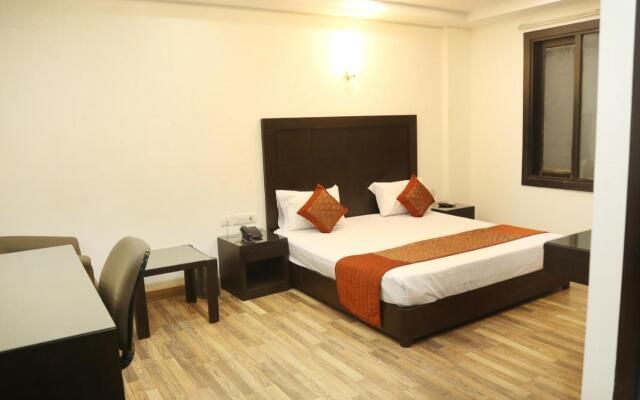 Hotel Rajmahal Inn