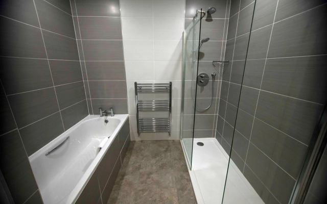 Best Western Chilworth Manor Hotel