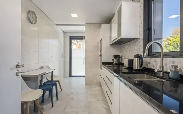 Contemporary Residence B by Madeira Sun Travel