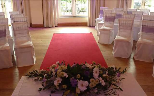 The Stanwick Hotel
