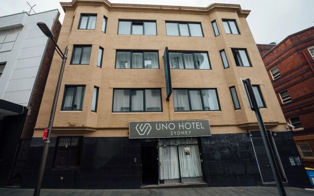 Uno Hotel