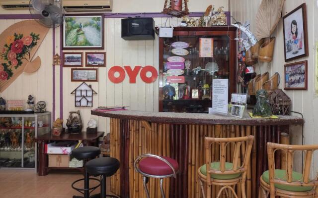 Oyo 89928 Acf Guest House