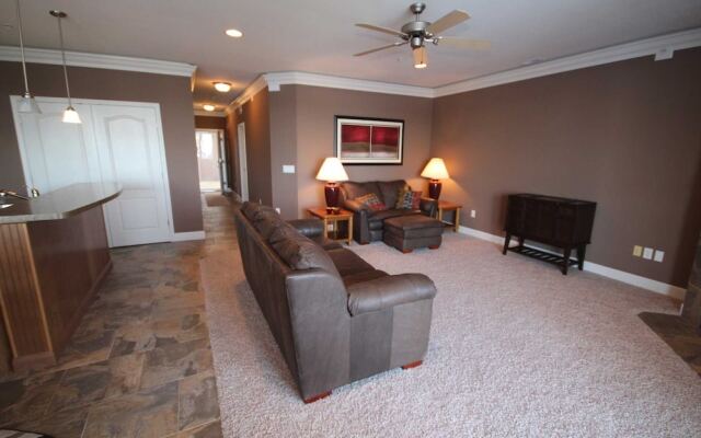 Lands End 654 - 2 Br Condo