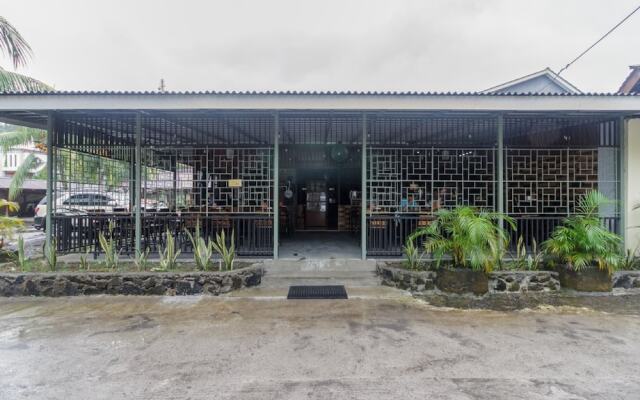RedDoorz @ Jalan Babepalar Rike Manado