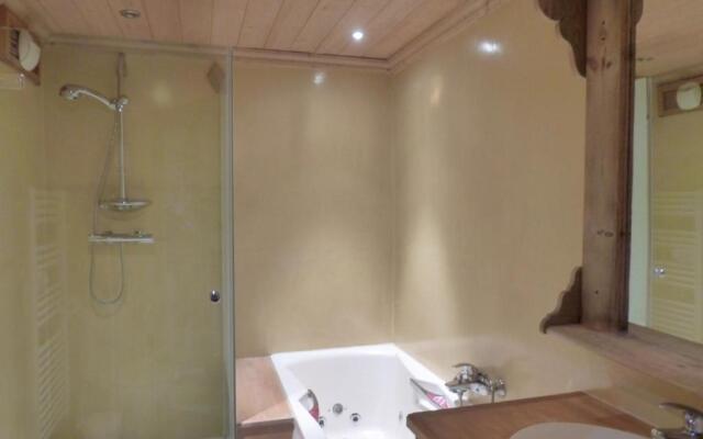 Appartement Méribel, 3 pièces, 6 personnes - FR-1-411-68