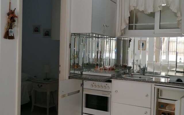 Charming 3-bed Villa in Sounio